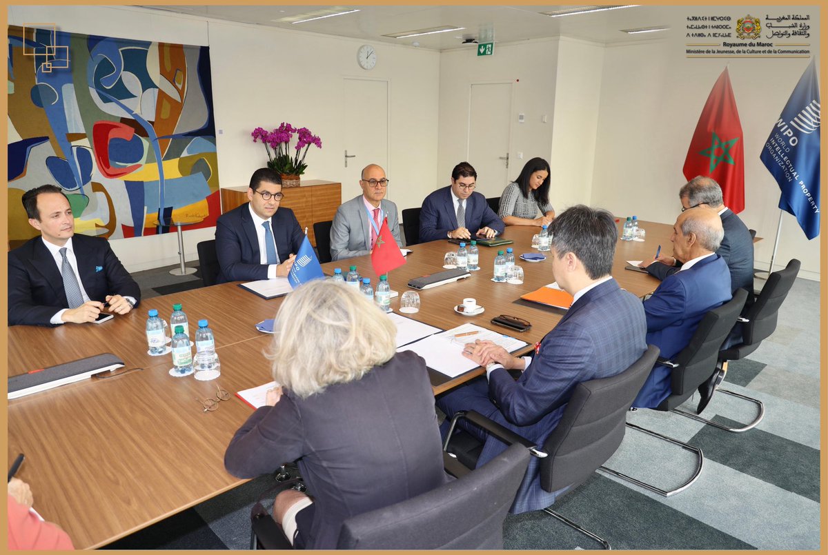 التوقيع على مذكرة تفاهم بين المغرب والمنظمة العالمية للملكية الفكرية تهدف لحماية التراث الثقافي المغربي

وقع السيد الوزير صباح اليوم بجنيف مذكرة تفاهم مع المدير العام للمنظمة العالمية للملكية الفكرية OMPI، تهدف إلى تعزيز التعاون المشترك في مجال الملكية الفكرية، لاسيما فيما يتعلق