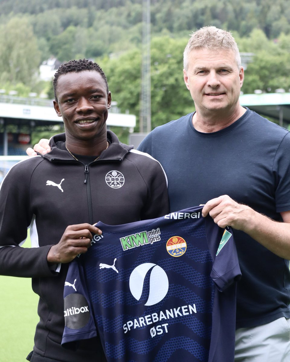 Vi ønsker Alie Conteh hjertelig velkommen til Strømsgodset! 🤝🏼

Les mer 📲 godset.no/nyheter/alie-c…