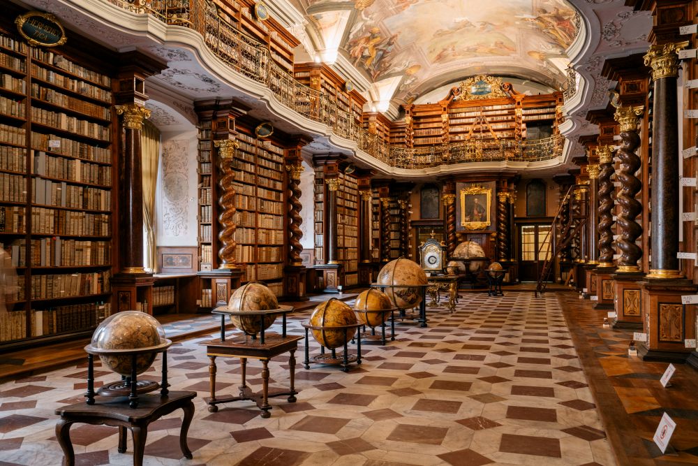 VisitCzechia_España (@czechrepublices) on Twitter photo "La hermosa biblioteca de Praga que encandiló a Mozart e inspiró a Einstein: Es un universo maravillosamente ordenado". <a href="/ViajesNG/">Viajes National Geographic</a> nos invita a conocer uno de los templos del saber de la capital. ¿Ya la conocéis? #visitczechia
👉viajes.nationalgeographic.com.es/a/hermosa-bibl…
📷 Martin Faltejsek "La hermosa biblioteca de Praga que encandiló a Mozart e inspiró a Einstein: Es un universo maravillosamente ordenado". <a href="/ViajesNG/">Viajes National Geographic</a> nos invita a conocer uno de los templos del saber de la capital. ¿Ya la conocéis? #visitczechia
👉viajes.nationalgeographic.com.es/a/hermosa-bibl…
📷 Martin Faltejsek
