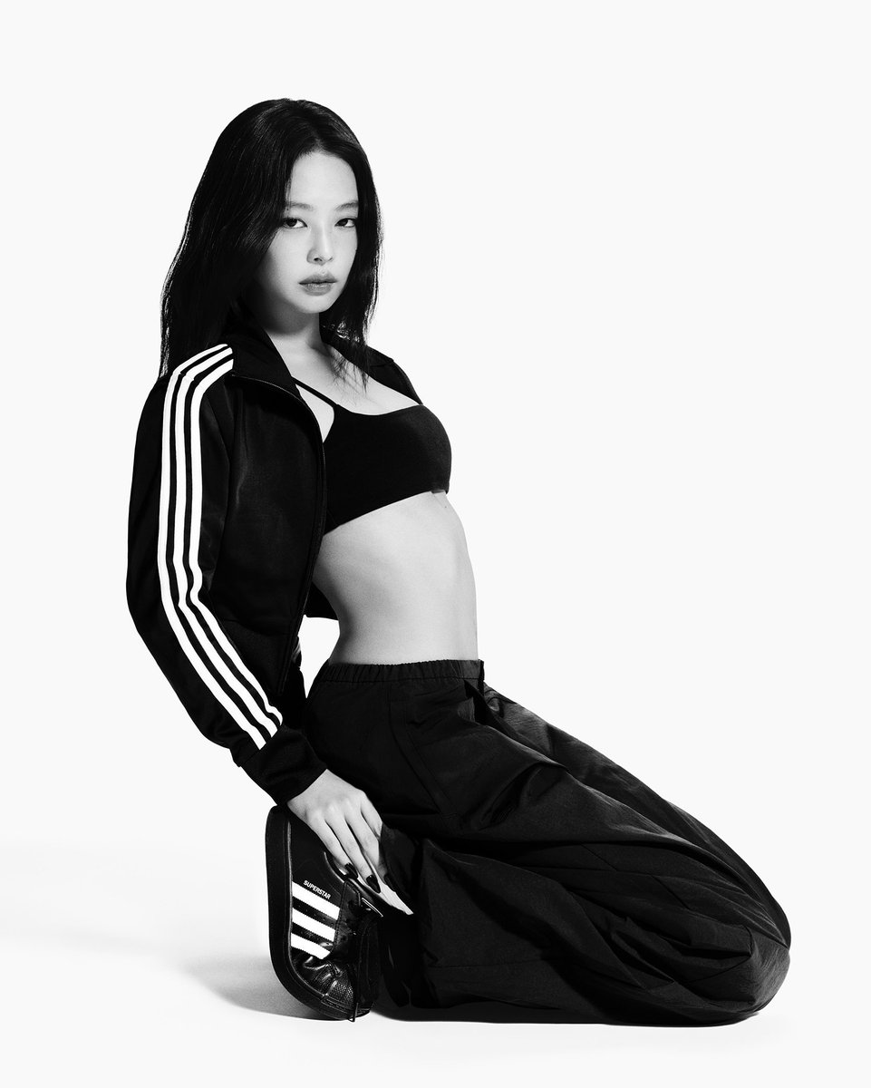 jenniepics's tweet photo. just WOW https://t.co/z0H5scIw9a