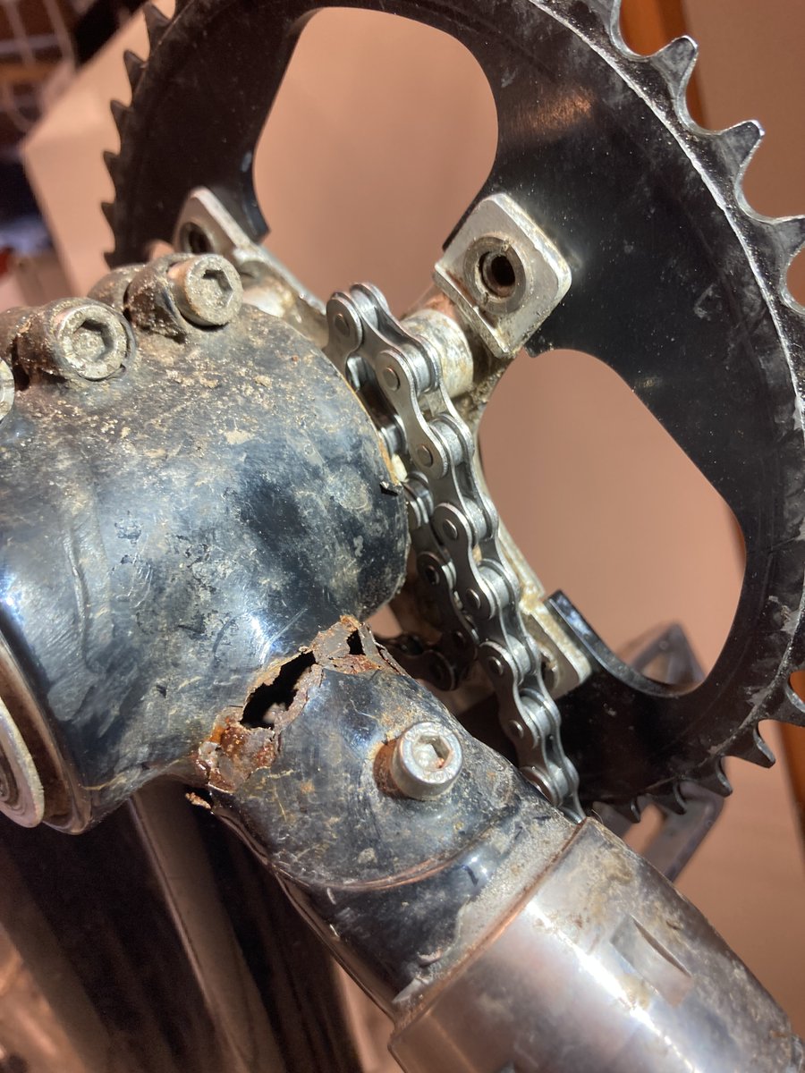 Pro tip: Don't peel  flaking paint near your bottom bracket
It had to happen after 12k of sweat dripping in Africa in 2011-12, 10000km commuting in all weather in Europe, 10000km touring in Europe, 2 extreme Winter trips and many more challenges including a sand blast an repaint