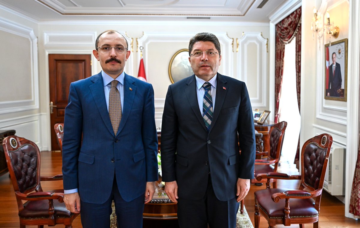 Yılmaz TUNÇ (@yilmaztunc) on Twitter photo TBMM Plan ve Bütçe Komisyonu Başkanımız Sayın Mehmet Muş ile Bakanlığımızda bir araya geldik.
Komisyon Başkanımız Sayın Mehmet Muş’a nazik ziyareti için teşekkür ediyorum.
<a href="/mehmedmus/">Dr. Mehmet Muş</a> TBMM Plan ve Bütçe Komisyonu Başkanımız Sayın Mehmet Muş ile Bakanlığımızda bir araya geldik.
Komisyon Başkanımız Sayın Mehmet Muş’a nazik ziyareti için teşekkür ediyorum.
<a href="/mehmedmus/">Dr. Mehmet Muş</a>