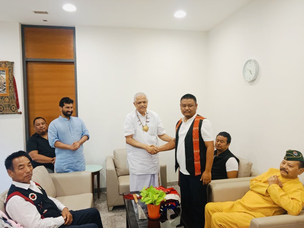 YepthomiBen's tweet photo. Senior leaders from various political parties & NGO’s have officially joined BJP Nagaland, reaffirming their faith in the party’s vision and leadership.

The joining took place in the esteemed presence of Shri @blsanthosh ji, Hon’ble National General Secretary (Organisation) and Shri @anilkantony ji, National Secretary & Prabhari of Nagaland in Delhi this afternoon .

Their presence and encouragement have further strengthened our resolve to continue building a stronger, united, and developed Nagaland under the leadership of Prime Minister Shri @narendramodi ji.

@JPNadda @sambitswaraj 
@YanthungoPatton @jacob_zhimomi @princepaiwang @PBashangchang @AlongImna @KazhetoKinimi @imkong_l @tovihoto @kropolvitsubjp @KKonngamKonyak @Sethrongkyu_ @jamirpangjung66