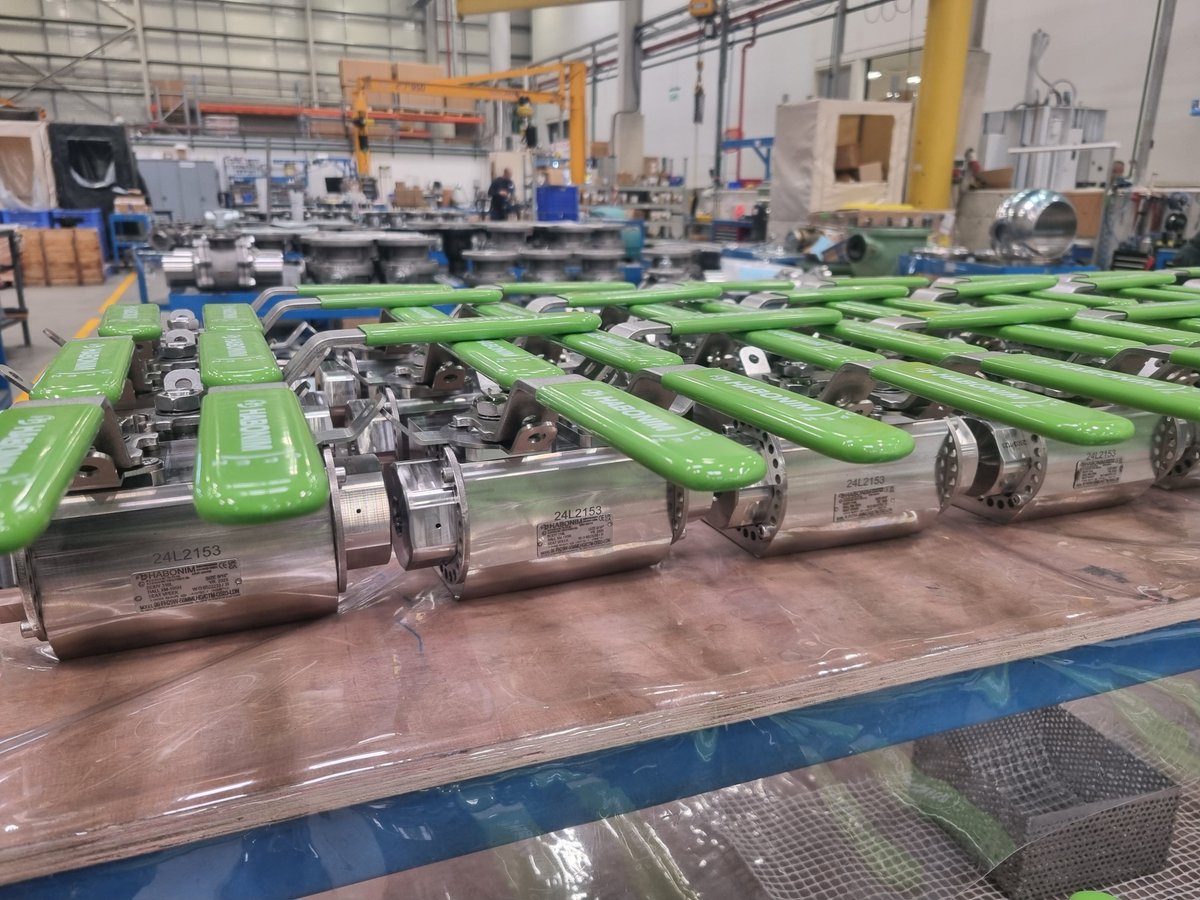 9/16" H29 Hydrogen Service Ultra High-Pressure   

For more information, visit our website >>  
hubs.ly/Q03js80f0  

#HabonimValve #BallValve #DoubleBlockandBleed #HydrogenValves