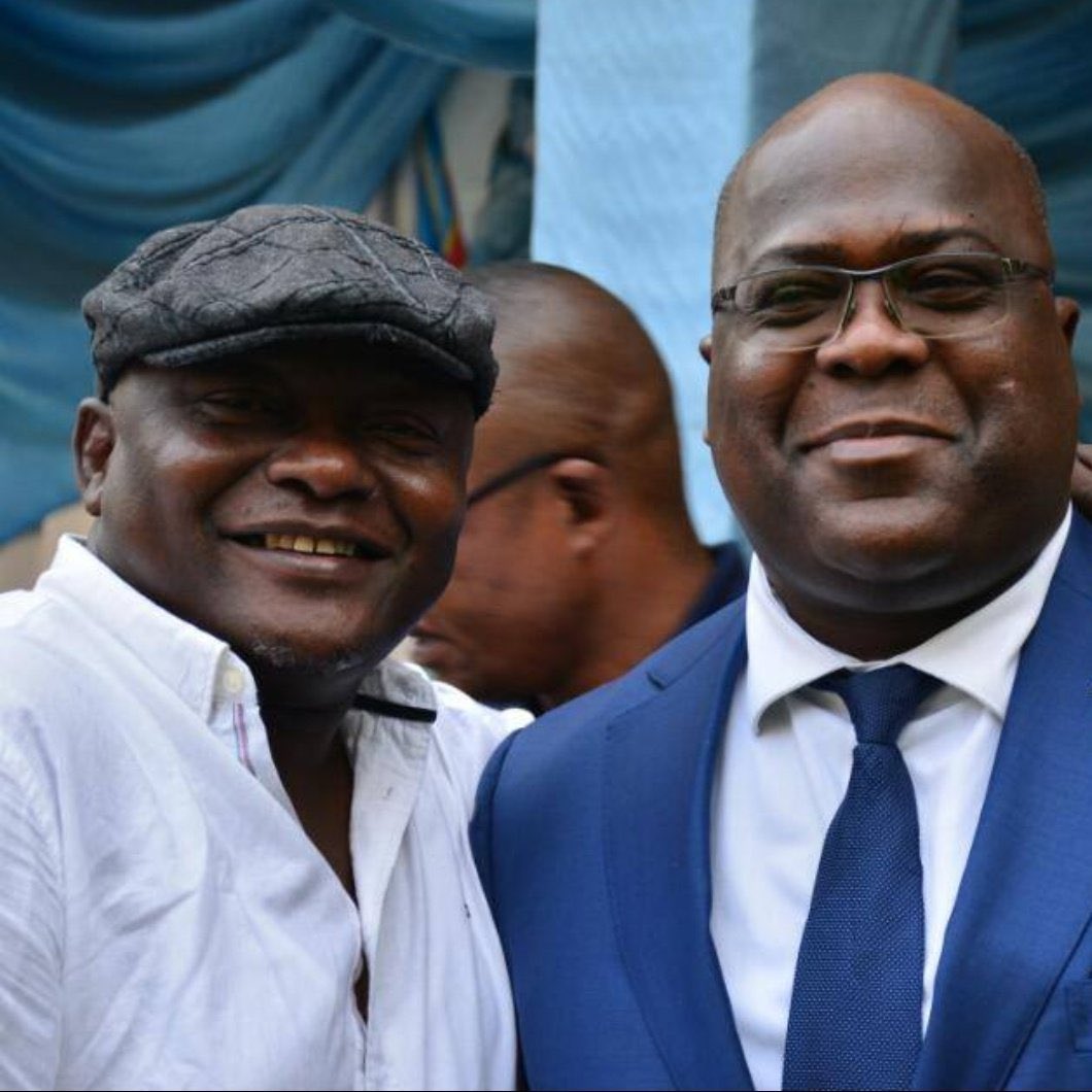 OMELONGA_LENS's tweet photo. #RDC L'idée de prolonger le mandat du Président Félix Tshisekedi pour soit disant " Rattraper le temps Perdu " est une folie insupportable.
La constitution est clair sur cette question : « Pas question de toucher au mandat »
Nous mettons en garde monsieur Paul Tshilumbu https://t.co/nYxqxj6W6G