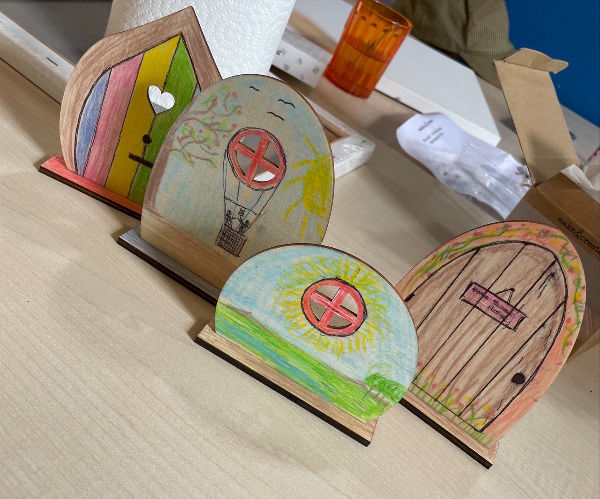 cathsince1972's tweet image. Did you know we run an art club every Tuesday from 1:30pm-3pm giving service users the opportunity to express themselves 🖌️✨
This weekly group started as a collaboration with Café 71 (Spider Project). Allowing service users, the opportunity to talk to staff and explore creative…