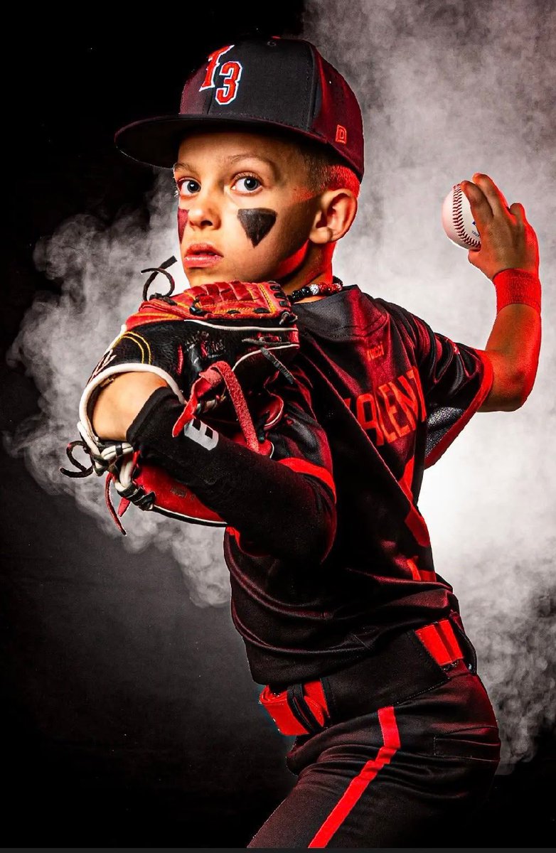 8u <a href="/T3_Warhawks/">T3 Warhawks</a> season came to an end today… but OMG what a season they had!
⭐️ 34-8-1 
⭐️ 3 Championships 
⭐️ 4 Runner-Ups

Enzo knows EXACTLY who is he when it comes up to ⚾️ ! At SS he’s impressive , his base running is top tier&amp; pitching seriously chefs kiss! 

On to 9u!