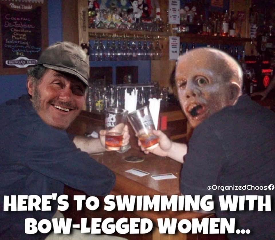 🦵🏻 🦵🏻 🍻