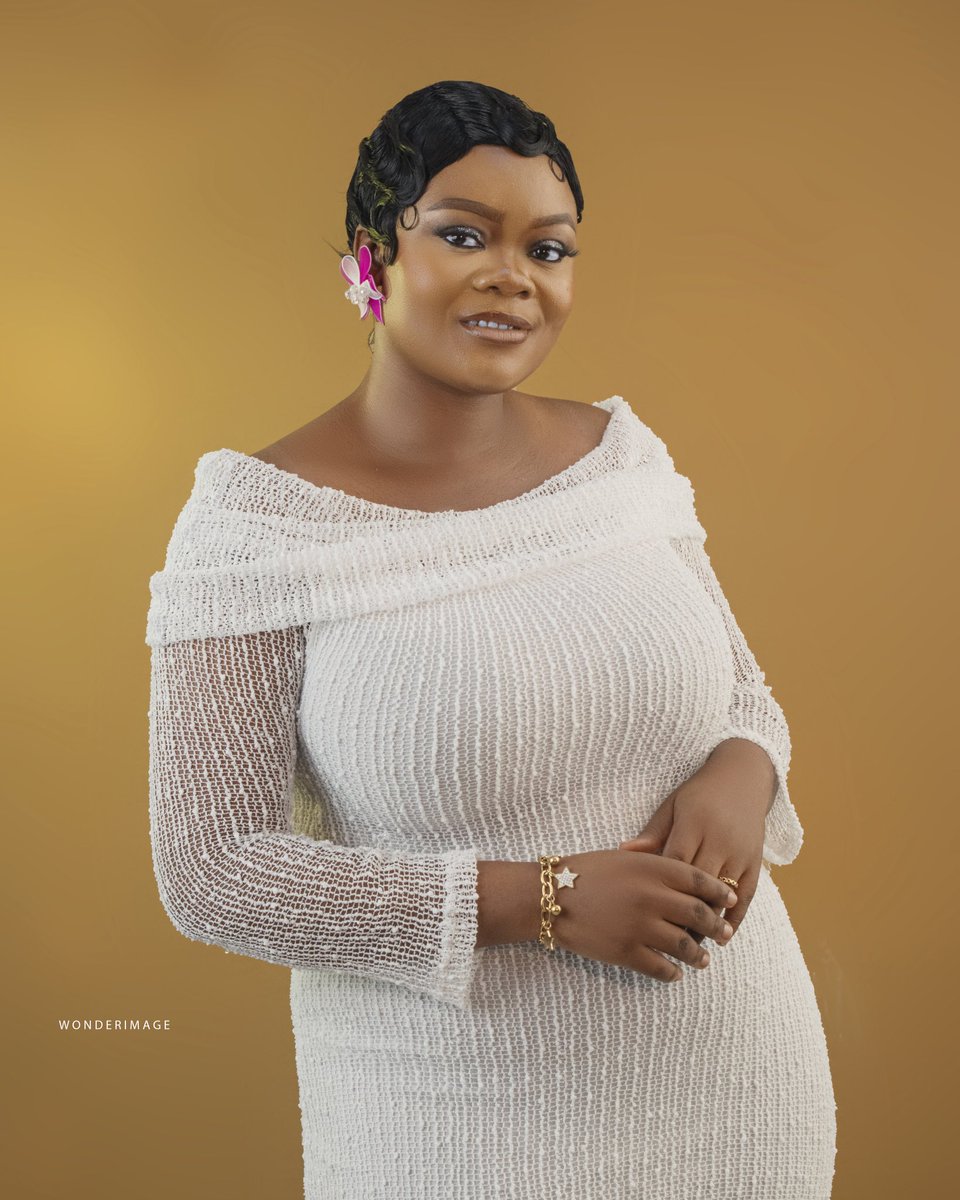 ForYorubaGirl's tweet photo. Happy birthday to me https://t.co/a6KA2AU8LO