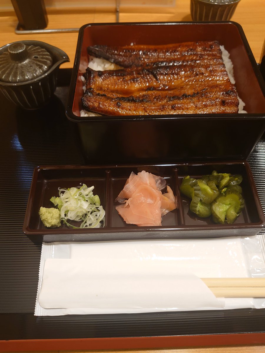 うなぎ食って来ました。やっぱ高い！