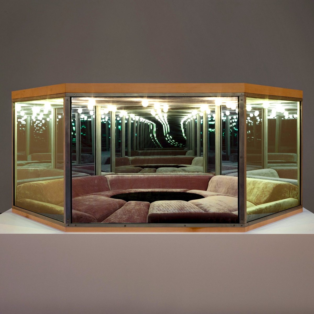 sainterosie's tweet image. Pristin V - Get It