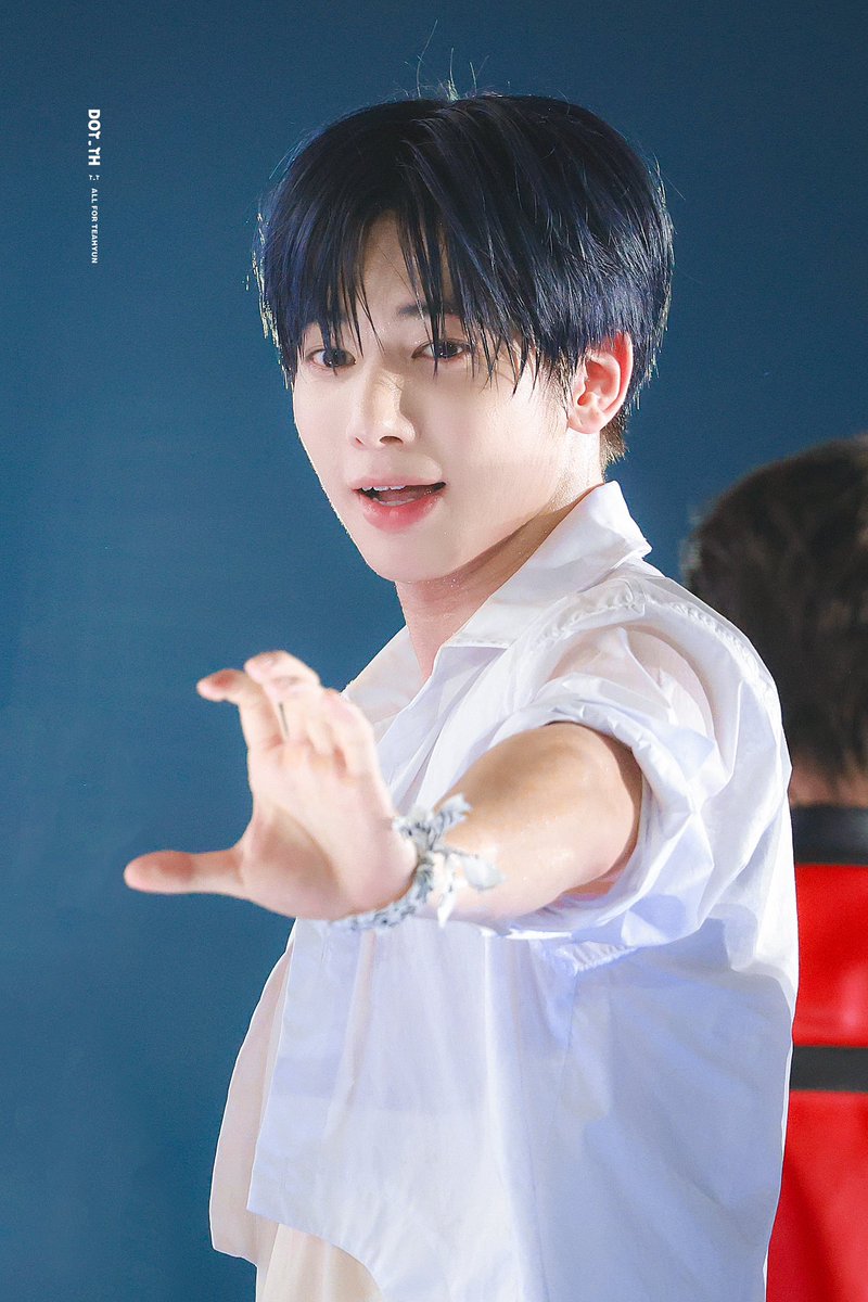 dotdot_th's tweet image. 250706
#TAEHYUN #ํํ #ใใใงใณ
#TXT_TAEHYUN #TXT_ํํ
#TXT #ํฌ๋ฐํฌ #ํฌ๋ชจ๋ก์ฐ๋ฐ์ดํฌ๊ฒ๋
#TOMORROW_X_TOGETHER