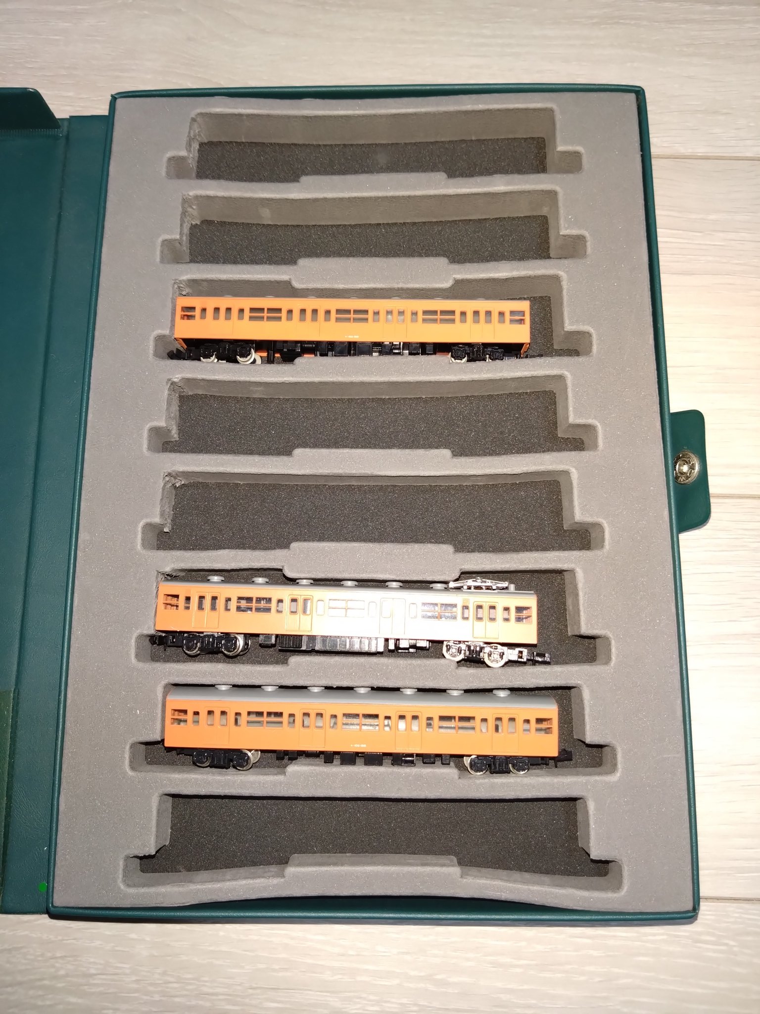 同梱不可】 TOMIX485系13両ブックケース有り 鉄道模型 - 鉄道模型