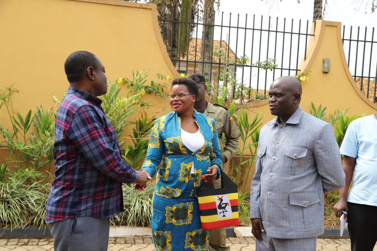 Wamala region and greater Luweero communication officers attending a retreat with DISOs from the same regions headed by Director Media ISO the retreat was opened by the deputy RDC mityana we thank <a href="/MoICT_Ug/">Ministry of ICT&NG</a> and ISO at large.