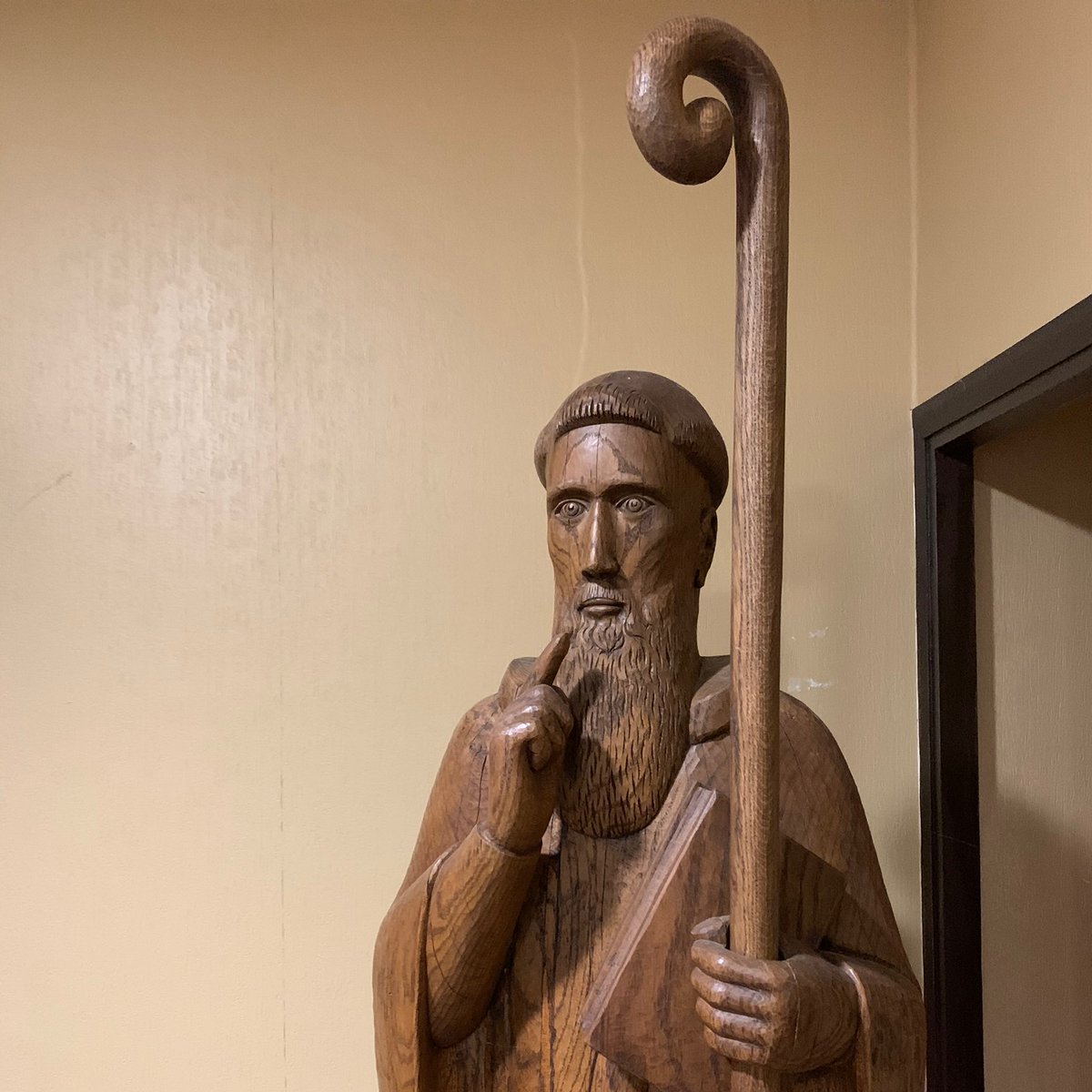 VieMonastique's tweet photo. Aujourd'hui les moines et moniales bénédictins et cisterciens célèbrent la solennité de saint Benoît, leur fondateur dont ils suivent la règle.
Bonne fête à tous ces moines qui prient pour le monde !
#viemonastique #saintbenoit https://t.co/qJb2U9tuKa