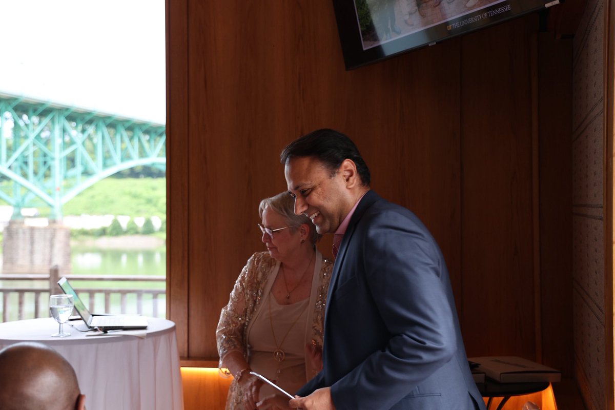 UTK_PCCM's tweet image. Graduation Ceremony
Bittersweet farewell to our fellows, Drs Sam Treat, Syed Hussain, and Akesh Thomas.
We are very grateful for their hard work and excellence.
Wishing you a great career. Continue to make us proud!
(Group 📸: Dr Biney PD / Pam Trentham, Program Manager)