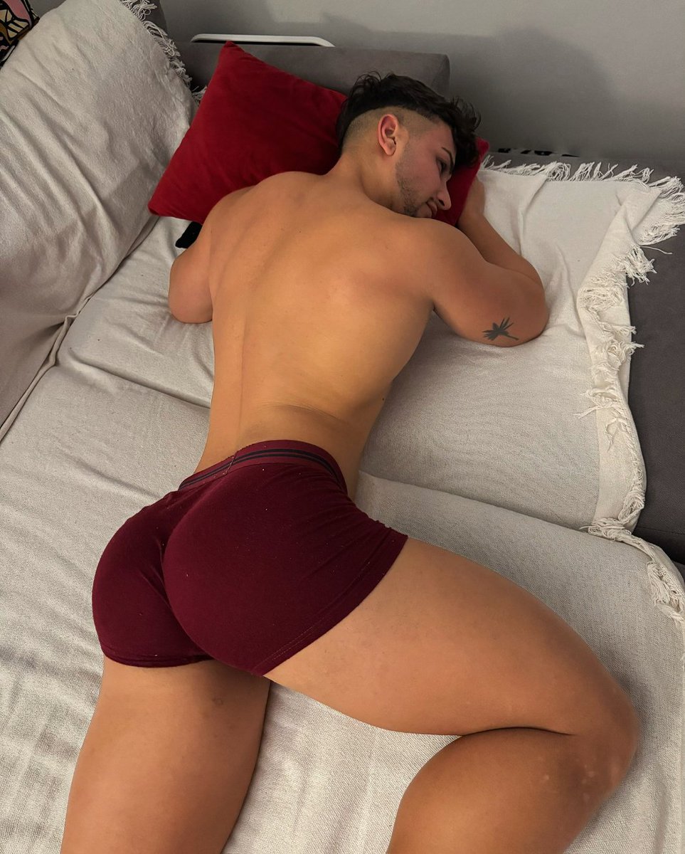 Wanna be the reason I can’t walk tomorrow?
Apply in comment