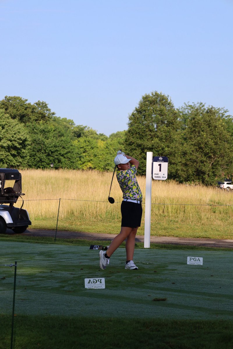 We are back in action today for the Heatherwoode Jr. Classic!! The sun is out and the skies are blue making for a great day for golf ⛳️ Good luck to all of our players today in Round 1!