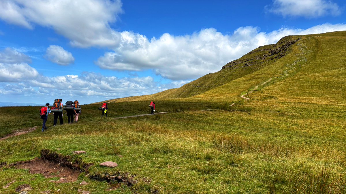 Duke of Edinburgh’s Award @Alleyns_School (@alleyns_dofe) on Twitter photo A tough but rewarding day on the Beacons today ☀️ and what weather for it <a href="/AlleynsSchool/">Alleyn's School</a> <a href="/_JaneLunnon/">Jane Lunnon</a> #AlleynsDofE #AlleynsAdventure <a href="/DofE/">The Duke of Edinburgh’s Award</a> A tough but rewarding day on the Beacons today ☀️ and what weather for it <a href="/AlleynsSchool/">Alleyn's School</a> <a href="/_JaneLunnon/">Jane Lunnon</a> #AlleynsDofE #AlleynsAdventure <a href="/DofE/">The Duke of Edinburgh’s Award</a>