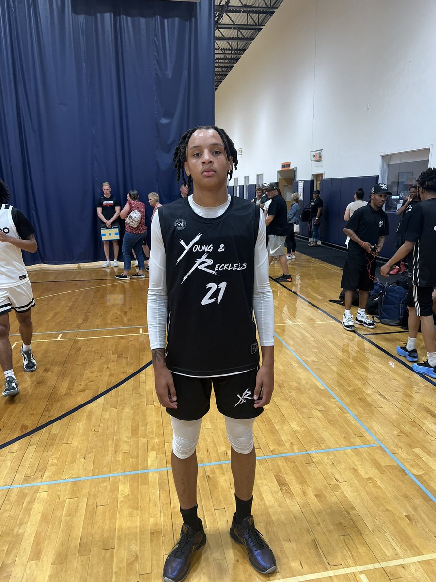 Class of 2027 6’5” combo guard <a href="/adukes2233/">Amari Dukes</a> of <a href="/YnRbball/">Y&R</a> 16U was attacking off the bounce with athletic finishes at the rim  in the event. Good three point shooter especially out the corners. Versatile defender. <a href="/Clockwood_Coach/">Corey Lockwood</a> product. #cybnsummershootout <a href="/IllinoisAttack/">ILLINOIS ATTACK</a>