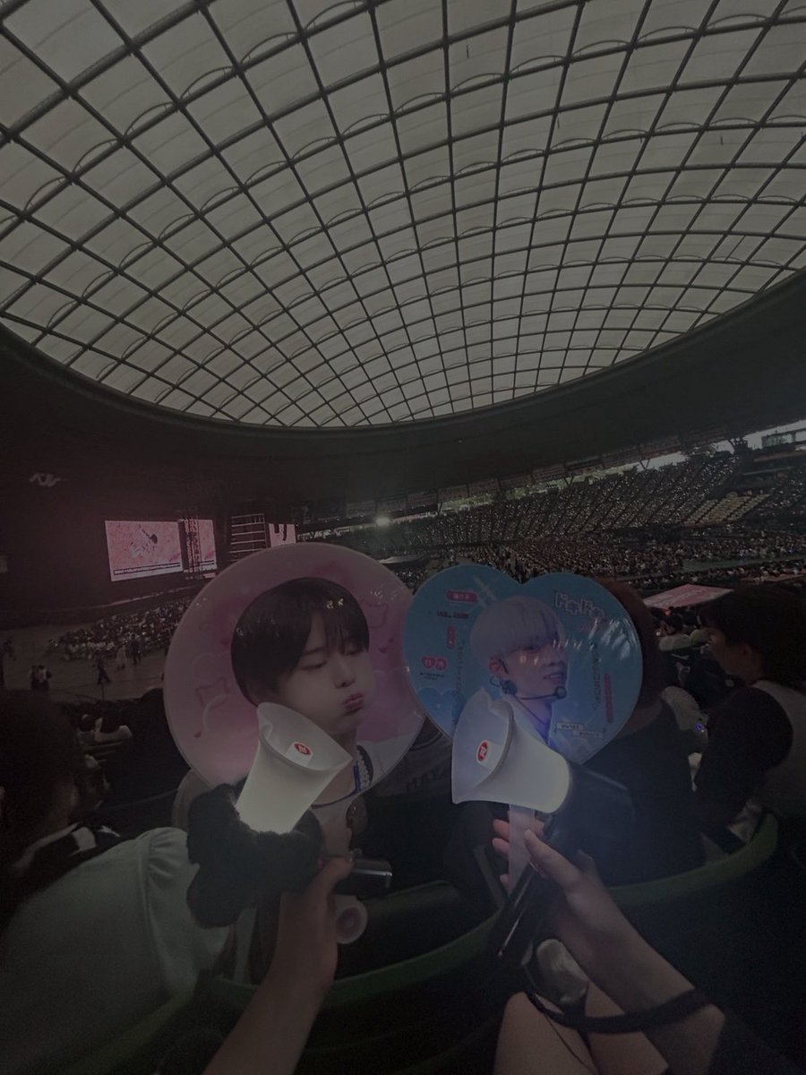 o2cmq's tweet photo. 음중 ♪ https://t.co/AF5Ttf5zD6