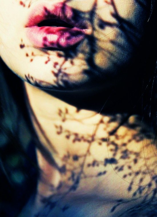 ashley_r_oden's tweet image. I remember it well
your eyes held me
spellbound
You joked your cummerbund
was too tight to breathe
but nothing constricted
like ache between
as lips met
What was it like
to breathe on my own
before you
Love was
our air
our spell
I remember it
so very well
#vss365