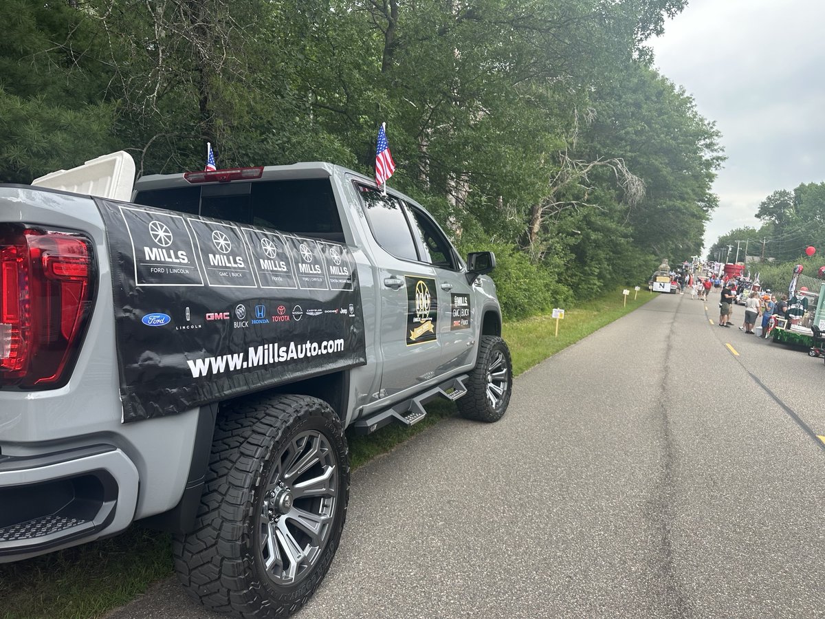 MillsAuto's tweet image. Red, white, and vroom! Such a blast being part of the 4th of July parades in Nisswa and Brainerd! 🚗🎆🎉

#RedWhiteAndVroom #FourthOfJuly #ParadeFun #NisswaMN #BrainerdMN #4thOfJulyVibes #StarsAndStripes #SmallTownPride #CommunityCelebration #Mills #Millsauto #millsvibes🚙✨