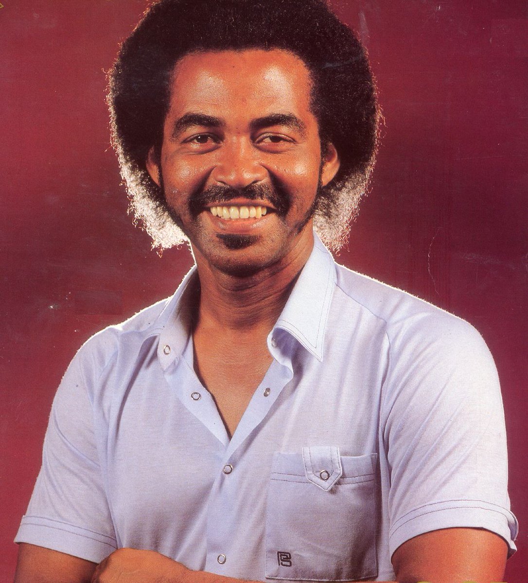 trojanrecords's tweet image. We're shining a spotlight on the legendary John Holt as our Artist of the Week. He first stepped into the spotlight as a solo artist in 1963 before fronting The Paragons - one of Jamaica’s most iconic vocal groups. Hit the link to explore his hits: Trojan.lnk.to/johnholtEACFA