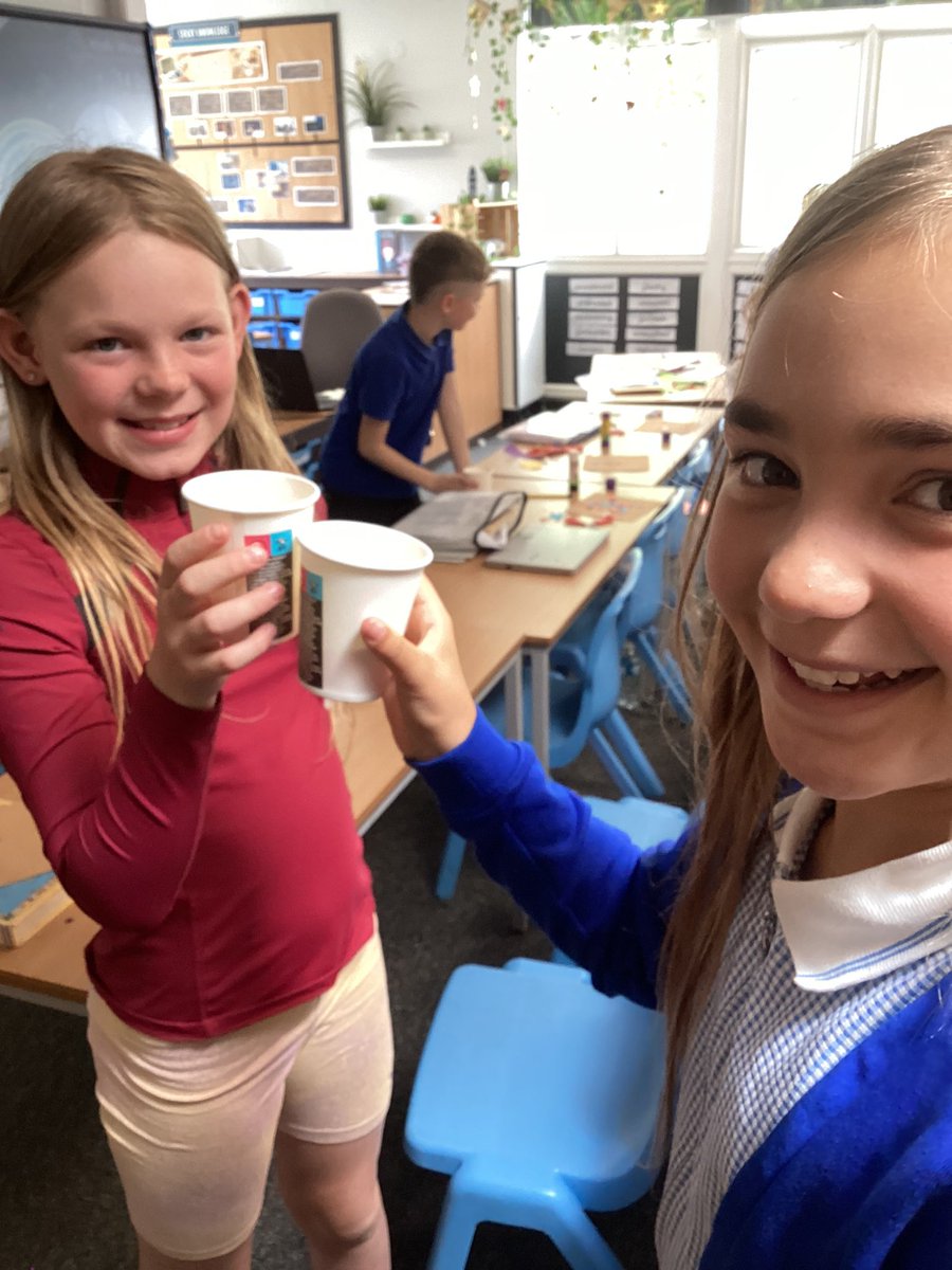 woodsettsy5's tweet photo. Highlights from the Spanish Day 🇪🇸💃 @WoodsettsSchool https://t.co/3bEoAH4Xoe