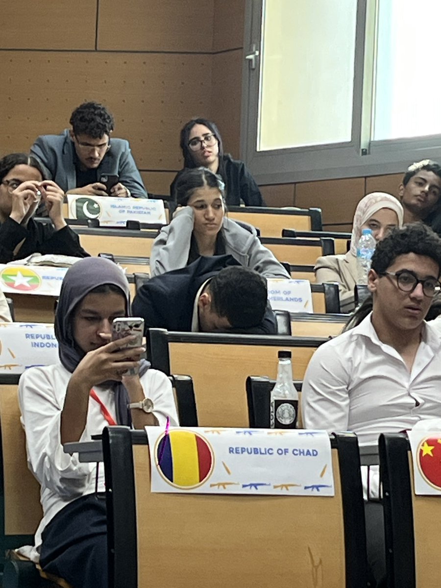CNN_JNIMUN3's tweet photo. The delegation of India is sleeping.Again. 
@nimunpress #DISEC #CNN https://t.co/LpjPnasoz0