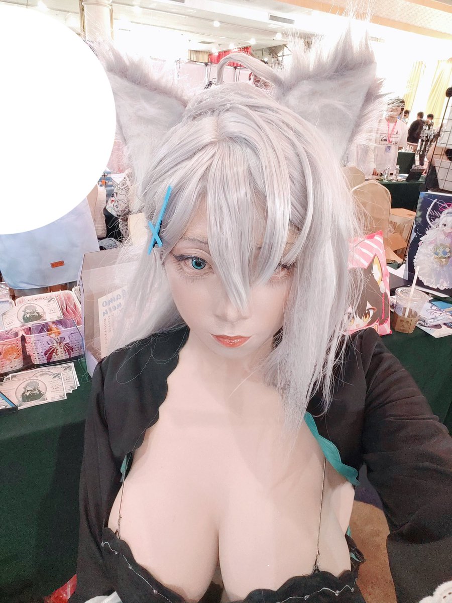 为什么叔不是游戏里的学生，为什么去完漫展还要上这个b班🥲