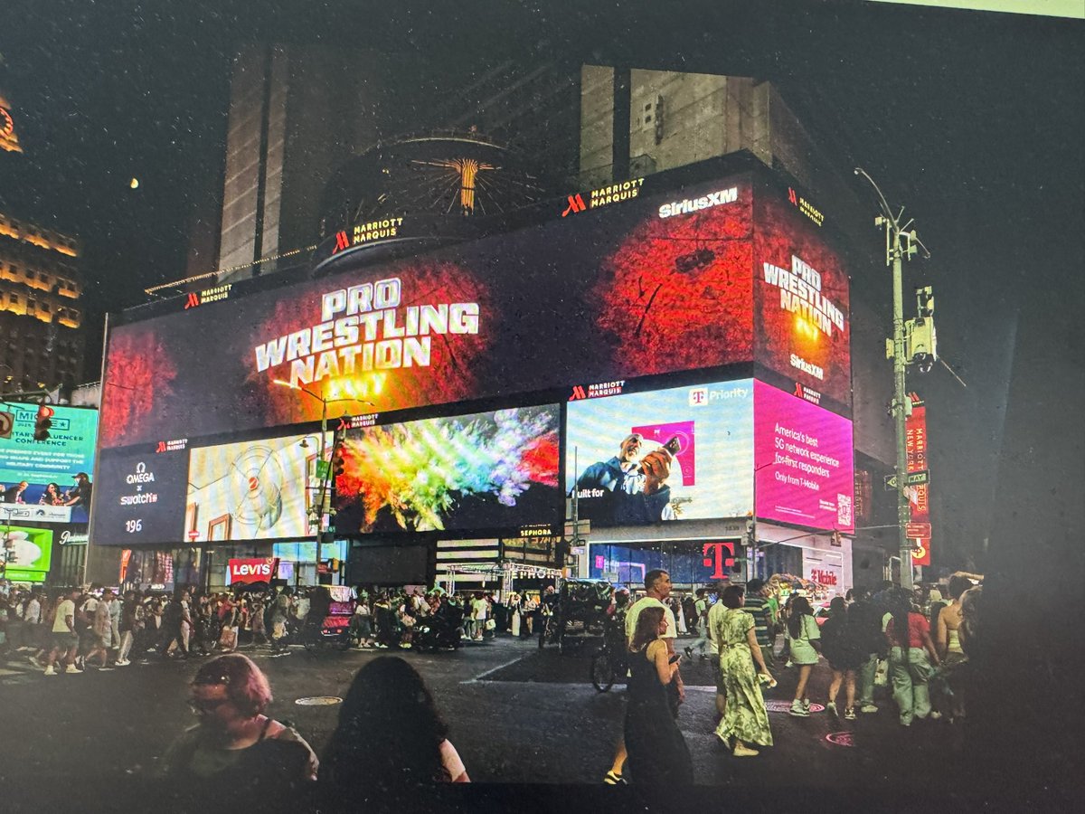 Borsilli's tweet image. The Pro Wrestling Nation billboard is live right now in Times Square! 🔥