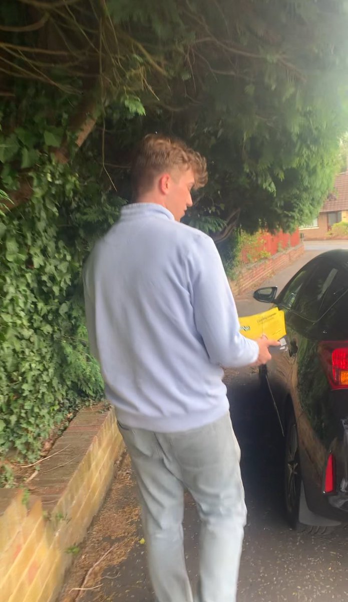 shayfox2621's tweet image. 🟨Alliance West Belfast
Over 450 homes reached by our team today ! - 📍Glengoland, Hazelwood
Wow! Great to meet so many enthusiastic residents who made it clear they are excited to see an alternative to the same old, same old
Change is coming and Alliance are leading it 💛
