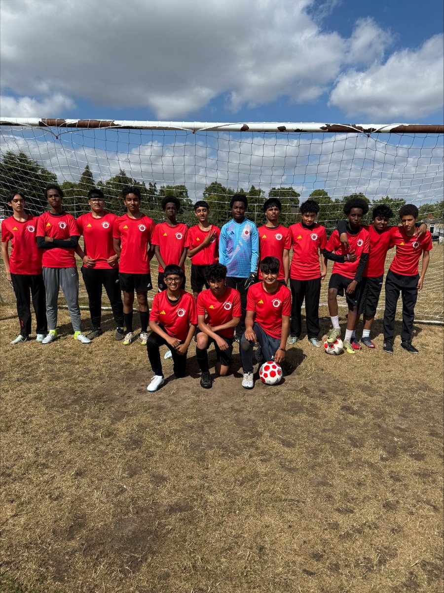 Starbank School (@starbank_school) on Twitter photo Huge congratulations to the Y9-10 football team who beat Star King Solomon Academy 3-2. Well done team Starbank <a href="/StarAcademies/">Star Academies</a> Huge congratulations to the Y9-10 football team who beat Star King Solomon Academy 3-2. Well done team Starbank <a href="/StarAcademies/">Star Academies</a>