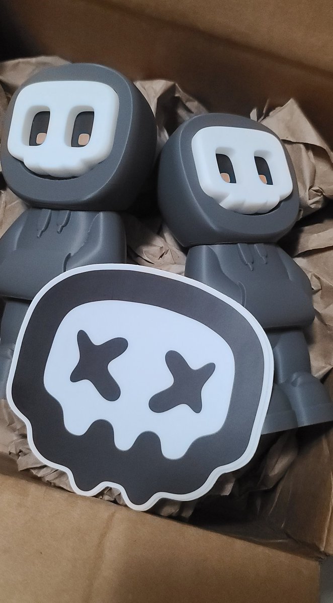 Ordinal inspired Physical Collectibles 👀 <a href="/notkarmelo/">Karmelo</a> has brought the Chaos to life !! I just recieved my limited edition Scorch today 💯🔥💀 <a href="/skulzclub/">skulz</a>
karmelo.art/products