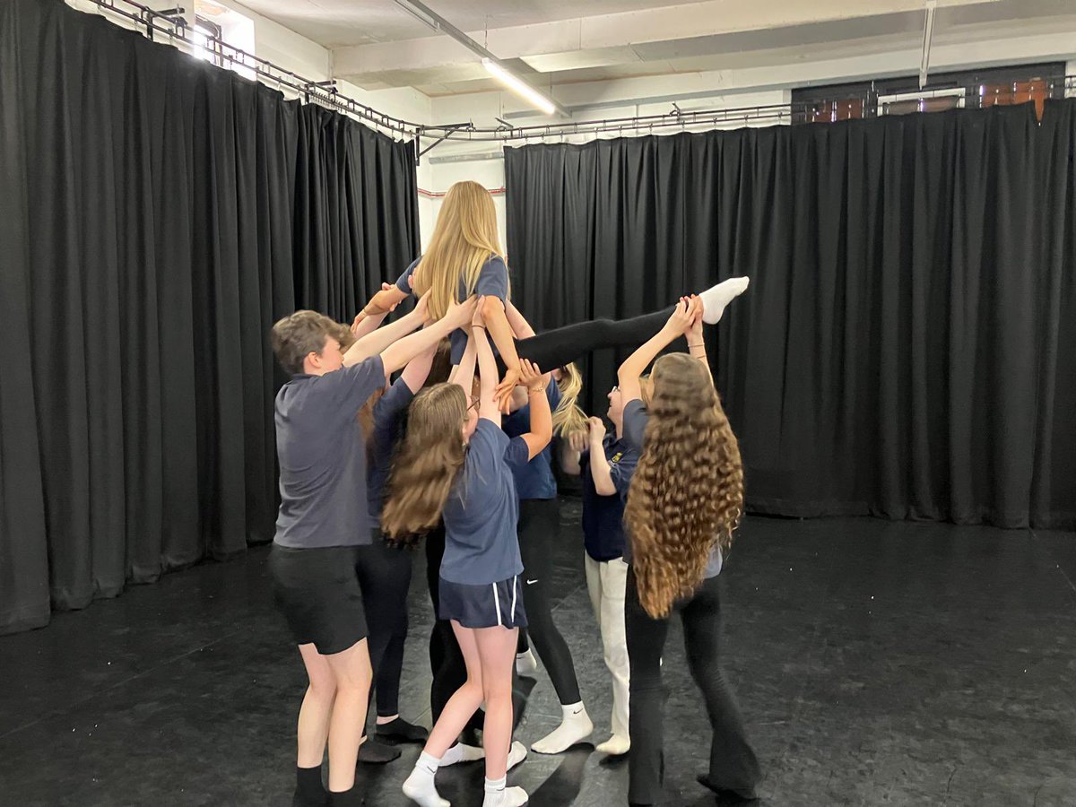 Year 9 experiencing Drama &amp; Dance workshops at Liverpool Hope University 🎭 Thank you <a href="/LiverpoolHopeUK/">Liverpool Hope University</a>
