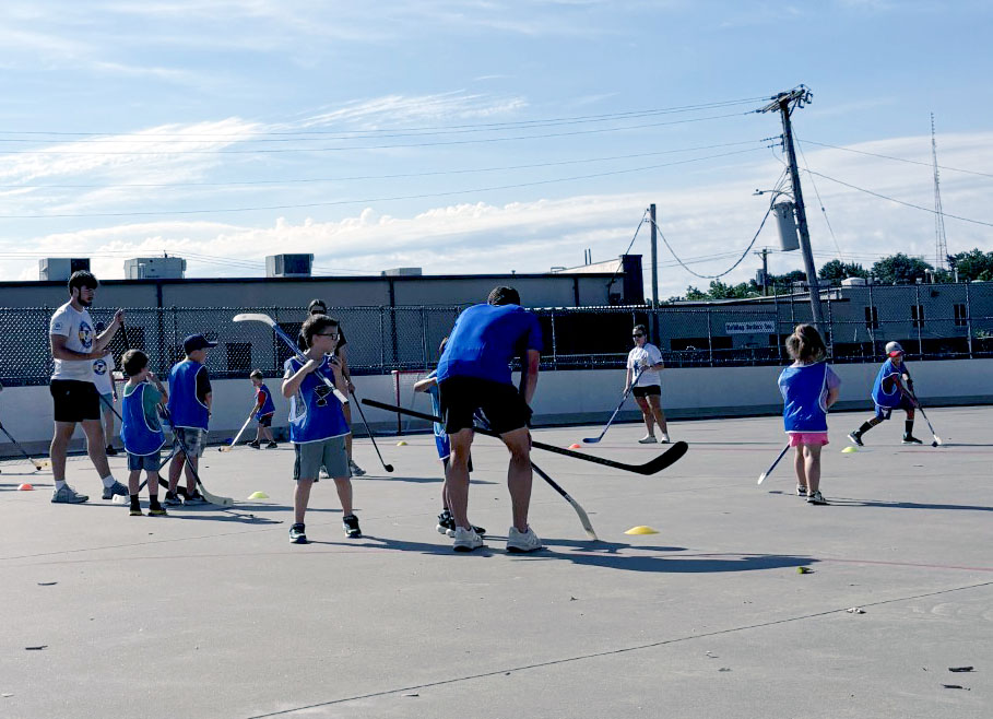 Children ages 5-9 are invited to Try Ball Hockey for Free! All participants receive a street hockey stick, ball and Blues pinnie. 

📆 July 24
📍 Brentwood Inline Rink

REGISTER: stlblues.me/4lfX2oz
