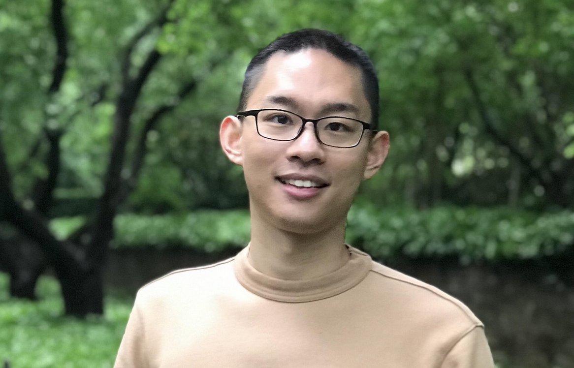 🎉 Congrats to  Dr. Tianwei Jin, winner of the @apammsecu 2025 Simon Prize for most outstanding dissertation in <a href="/CUSEAS/">Columbia Engineering</a> APAM Dept! His thesis on high-energy lithium batteries is powering the future of energy storage. #ColumbiaEngineering #EnergyInnovation 
apam.columbia.edu/2025-simon-pri…