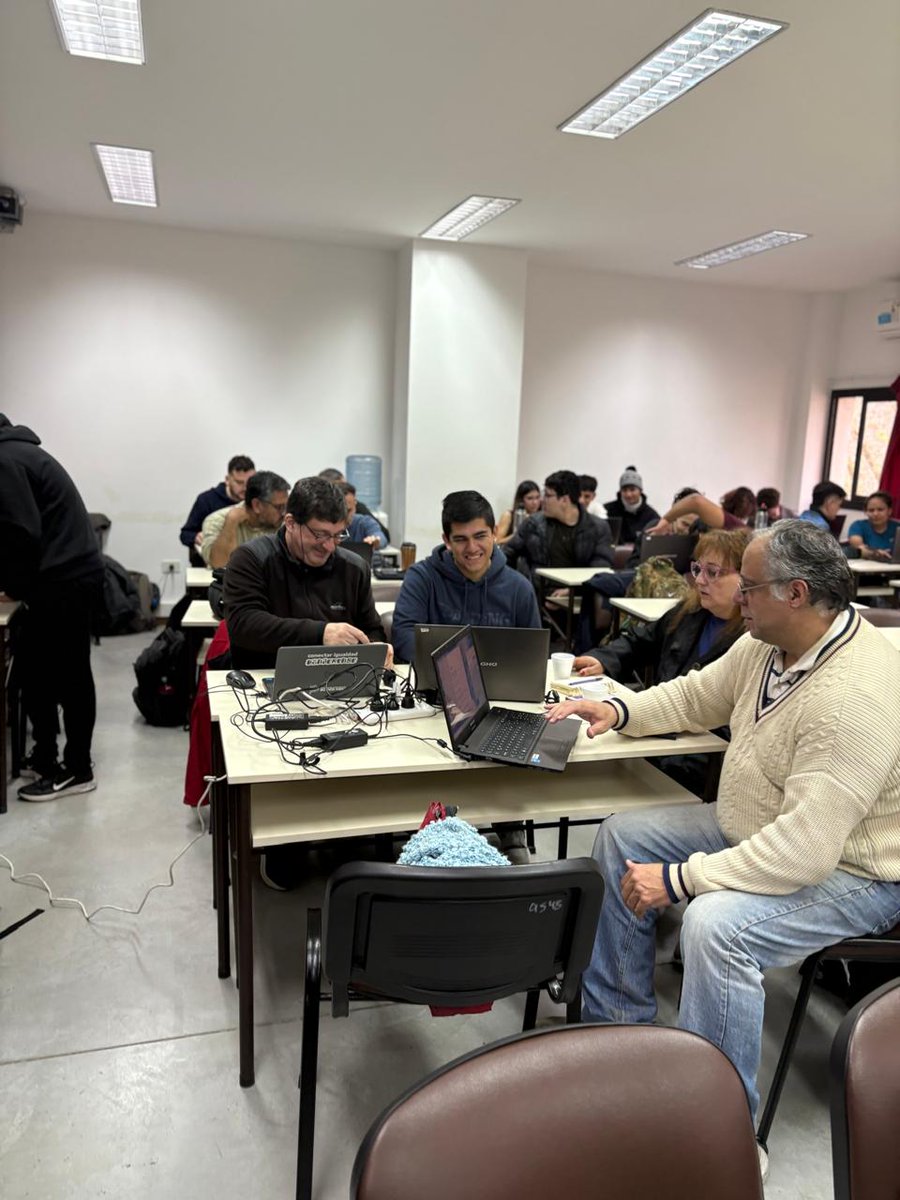 Extensión-Innovación FI UNLP tweet media