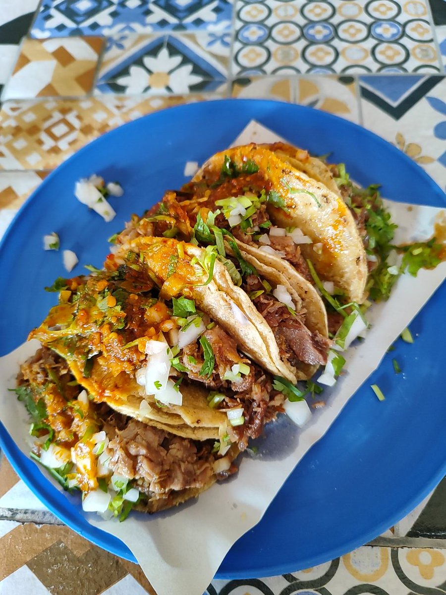 con razón la gente de por esos lados anda siempre deprimida o emperrada🤧🤧