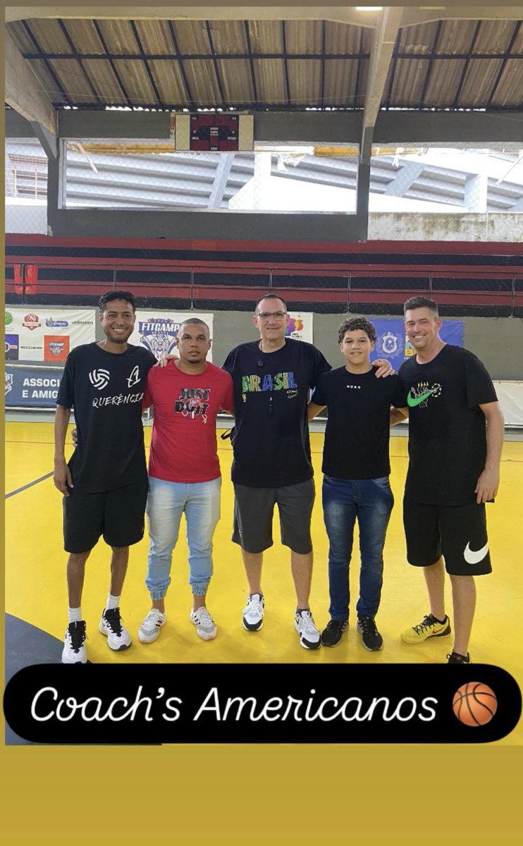 coache_graves's tweet image. Day 1 of camp in Recife, Brazil complete. What a great day working with this group of players and coaches! Pt2 @Coach_Prete