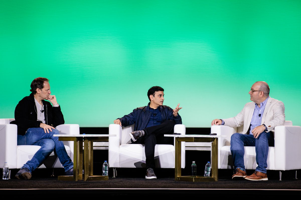 vml_global's tweet photo. At #ForrCX, @JonCookVML, @CocaColaCo's Samir Bhutada & @Forrester’s @JayPattisall explored how the network effect of AI is transforming CX.
Together, we unpacked the magic behind Coca-Cola’s iconic holiday campaign powered by AI innovation. See the work: https://t.co/W9IkIVgNqz https://t.co/NXLPURJjr9