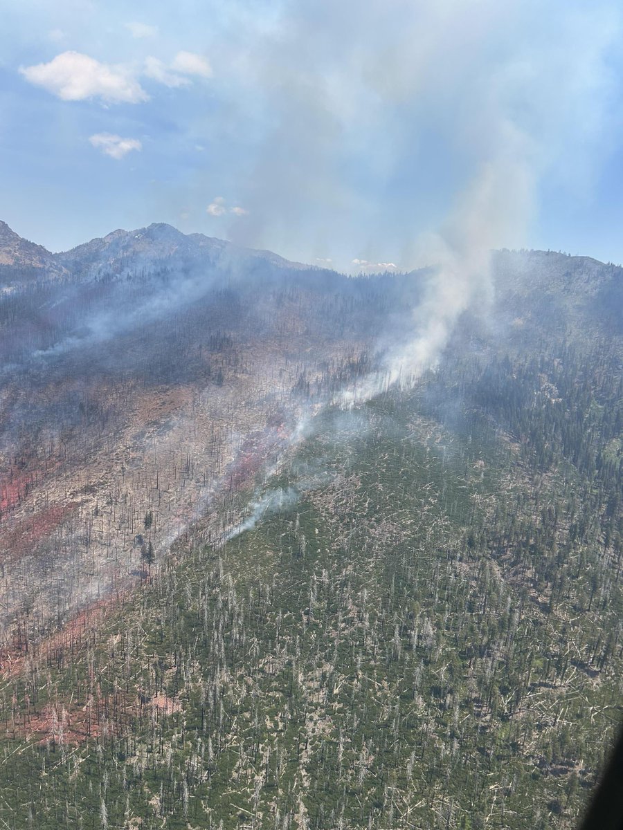 NWS_IMET_OPS's tweet image. . @NWSSeattle IMET trainee en route to #MarbleComplex near Etna, CA #CAwx #CAFires @NWSMedford @Klamath_NF inciweb.wildfire.gov/incident-infor…