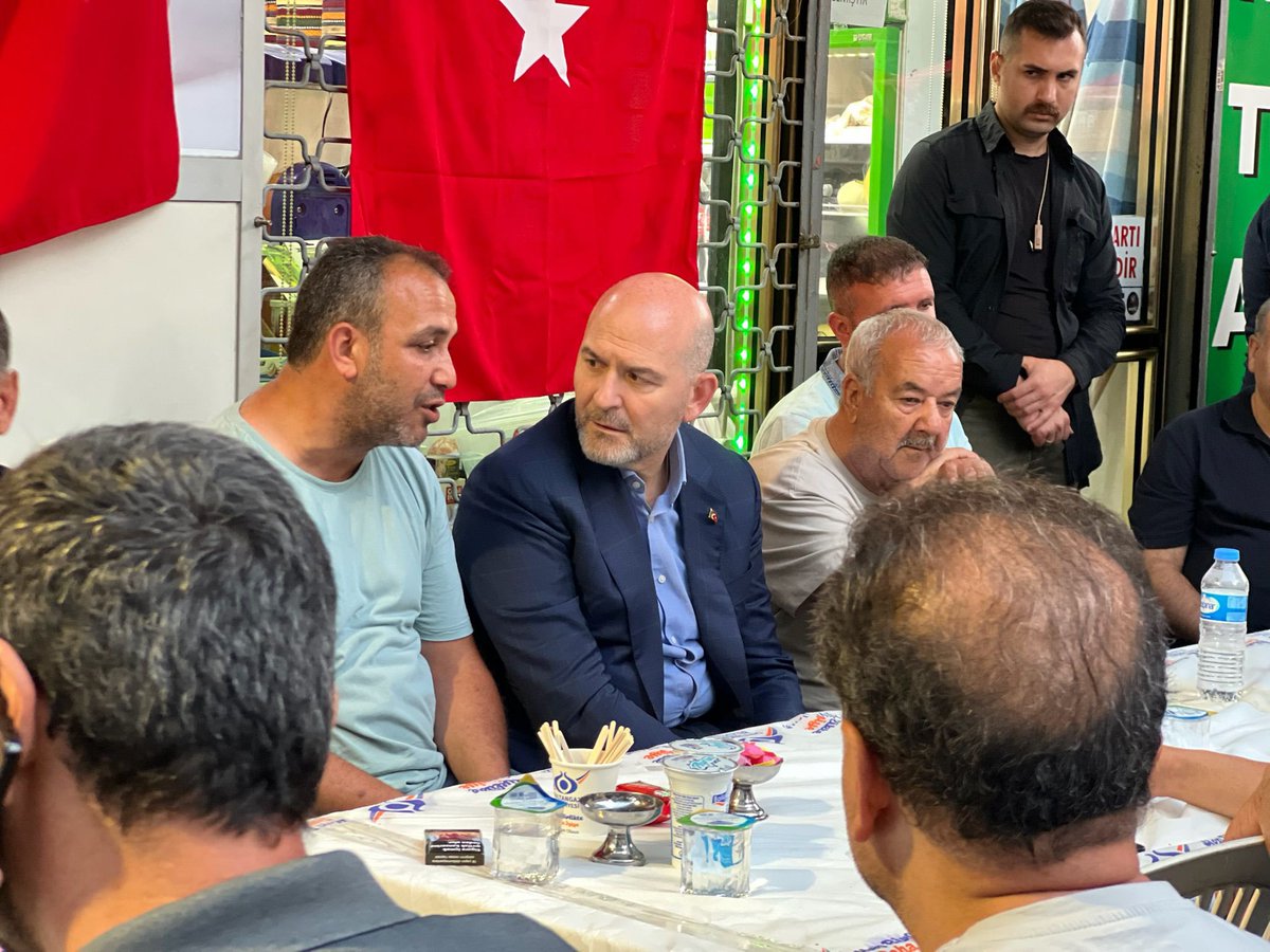 Pençe-Kilit Operasyonu kapsamında yürütülen arama-tarama faaliyeti sırasında şehit olan kahraman Mehmetçiğimiz Ahmet Gültekin şehidimizin ailesine yakınlarına Sultangazi Belediye Başkanımız Abdurrahman Dursun ve İlçe Başkanımız İmdat Kamacı ve Pütürge Belediye Başkanımız Mikail