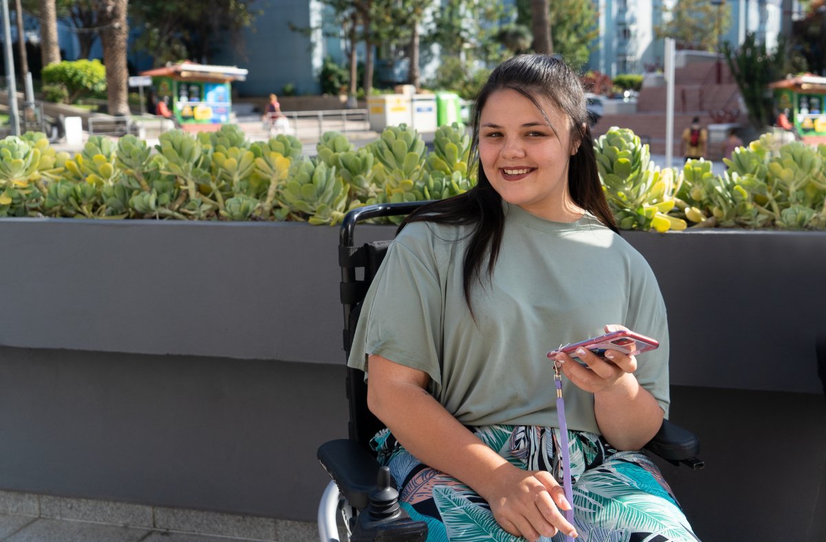 BridgingApps is expanding across the @Easterseals network with support from @Comcast.

In 2025–2026, we’re partnering with 10 affiliates—including <a href="/ESCrossroads/">ESCrossroads</a>  share tech tools &amp; ideas that boost accessibility. 🌐💡

Read more: bridgingapps.org/bridgingapps-t…