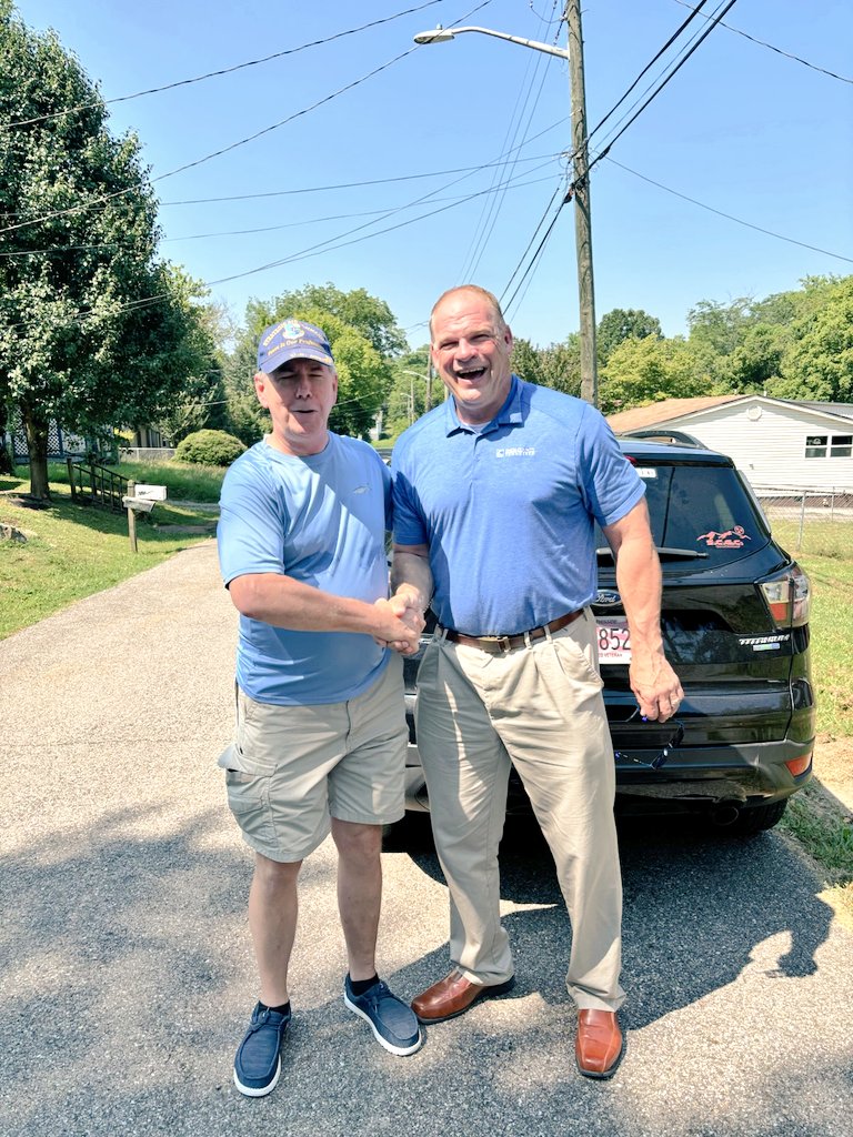 Glenn Jacobs (@glennjacobstn) on Twitter photo Glenn & Glenn might sound like a law firm, but we make a pretty good Mobile Meals delivery team, too! Thank you to all the wonderful volunteers who make <a href="/KnoxMobileMeals/">Knox Mobile Meals</a> go! Glenn & Glenn might sound like a law firm, but we make a pretty good Mobile Meals delivery team, too! Thank you to all the wonderful volunteers who make <a href="/KnoxMobileMeals/">Knox Mobile Meals</a> go!