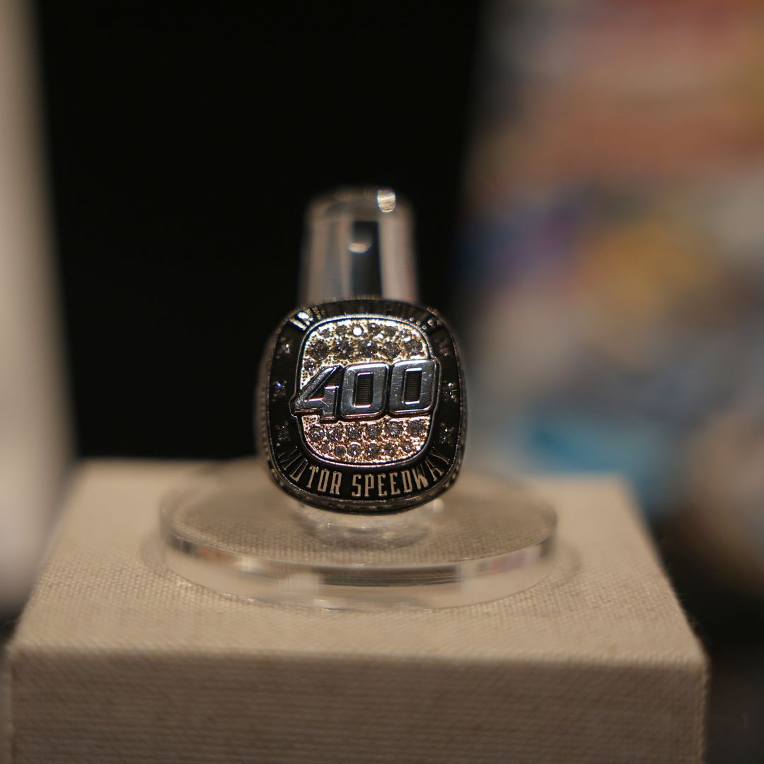 IMSMuseum's tweet image. Isn't this a beauty? The 2025 Brickyard 400 winner's ring is currently on display in the Mezzanine. The ring will be presented to this year's race winner, so come see it before it goes to it's new owner!