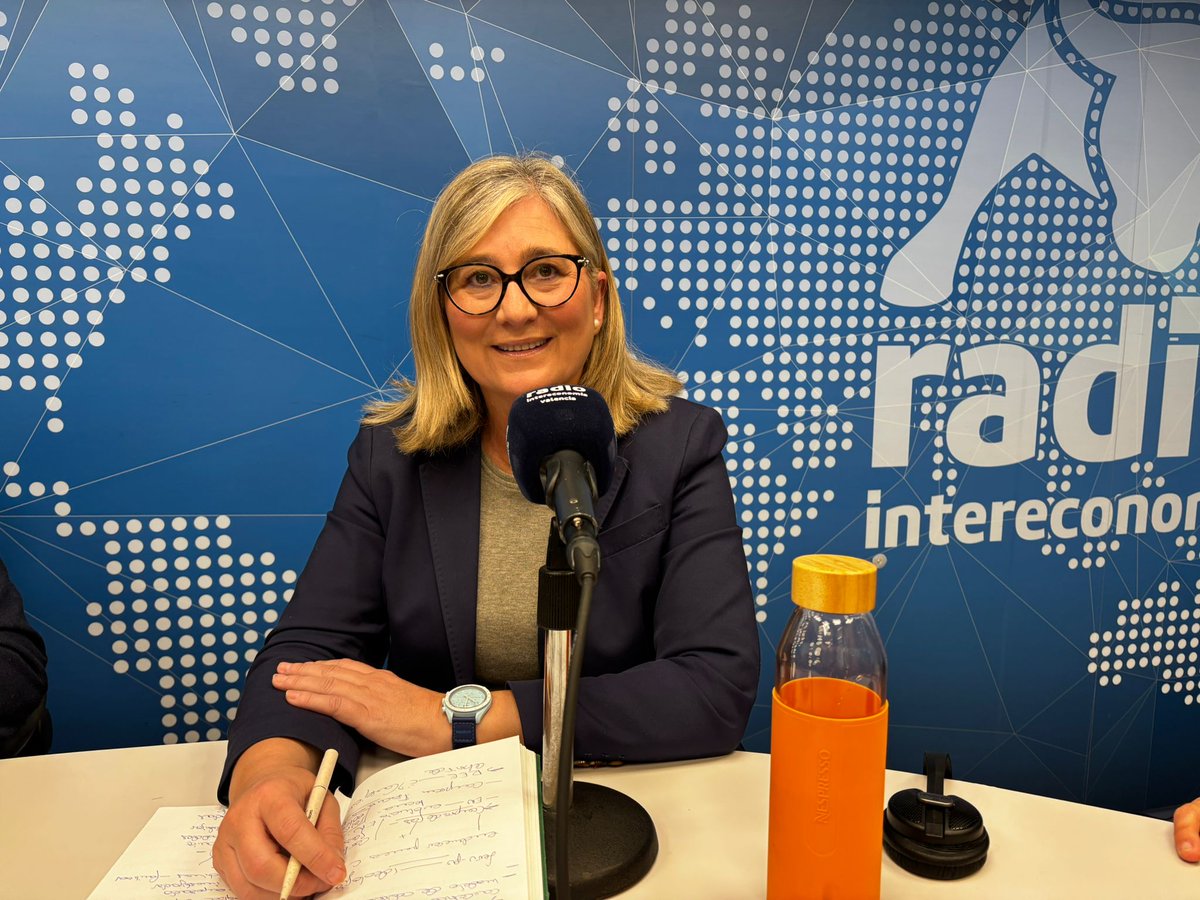 Ciudadanos Comunidad Valenciana (@cscvalenciana) on Twitter photo Mamen Peris recuerda en <a href="/interdiarioes/">interdiario</a> la necesidad de contar con partidos como <a href="/CiudadanosCs/">Ciudadanos 🇪🇸🇪🇺</a>: "La polarización conlleva a que se dependa de los partidos minoritarios y extremistas" interdiario.es/2025/07/07/mam… Mamen Peris recuerda en <a href="/interdiarioes/">interdiario</a> la necesidad de contar con partidos como <a href="/CiudadanosCs/">Ciudadanos 🇪🇸🇪🇺</a>: "La polarización conlleva a que se dependa de los partidos minoritarios y extremistas" interdiario.es/2025/07/07/mam…