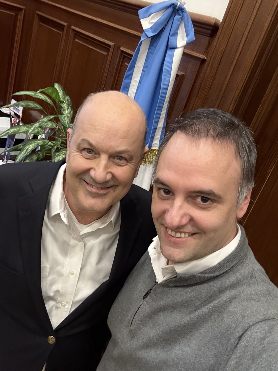 Manuel Adorni tweet media