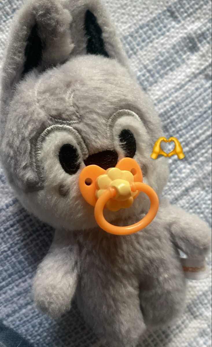 Please follow me don't make wofechan cry 😢